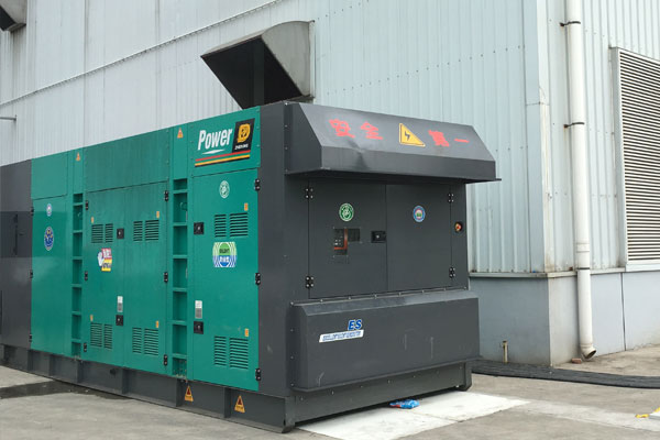 凤台燃油滤清器的更换流程是怎样的？