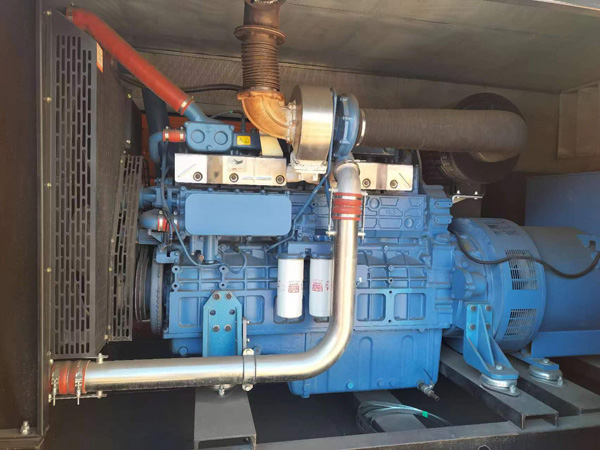 凤台柴油发电机组一般有几种电压输出？