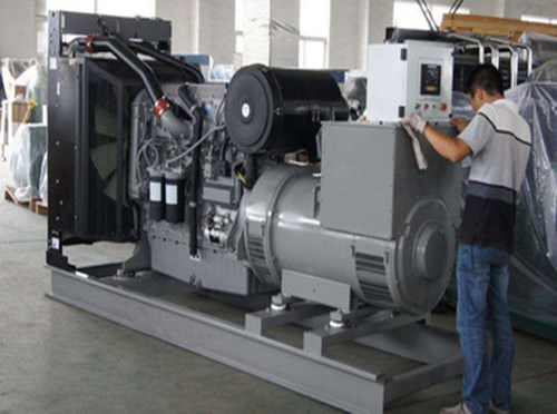 凤台柴油发电机组和储能设备配合使用的案例