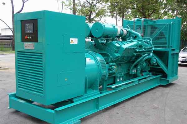 凤台柴油发电机组电压不稳定怎样维修？